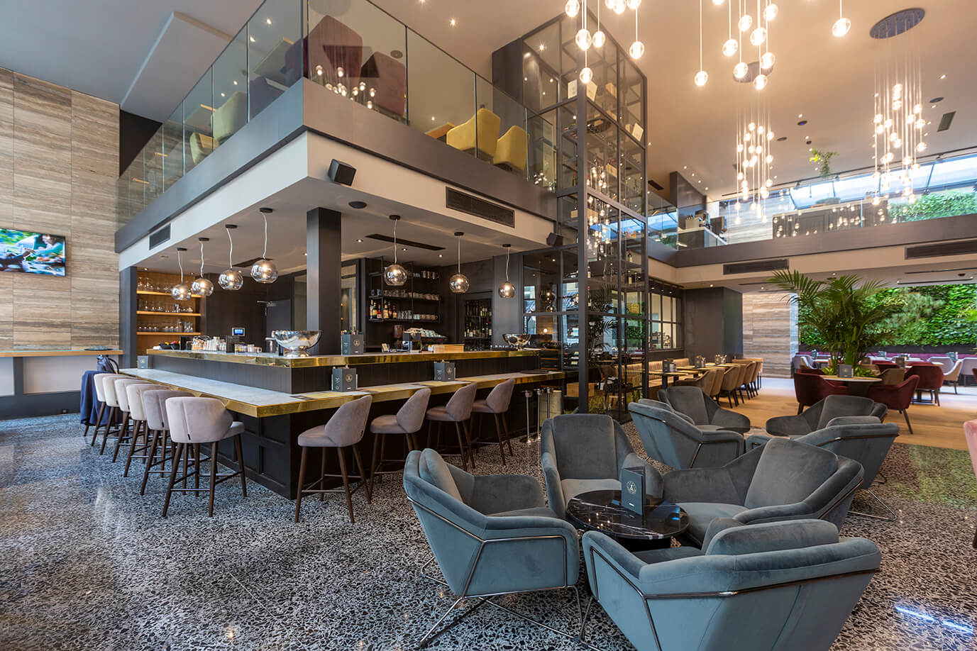 09 urban hotel – halmannvella – parquet looking tiles – black tiles