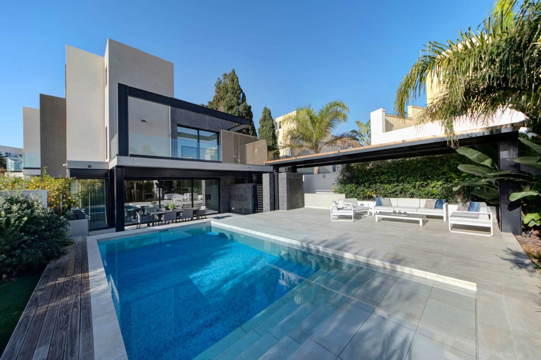 3 Halmann Vella Stone one by marca corona